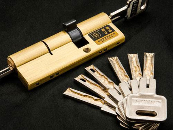 瓦房店24小时上门开锁公司